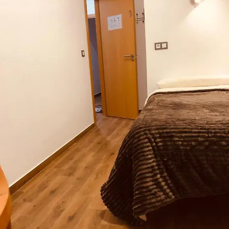 Cost La Merced Apartman *